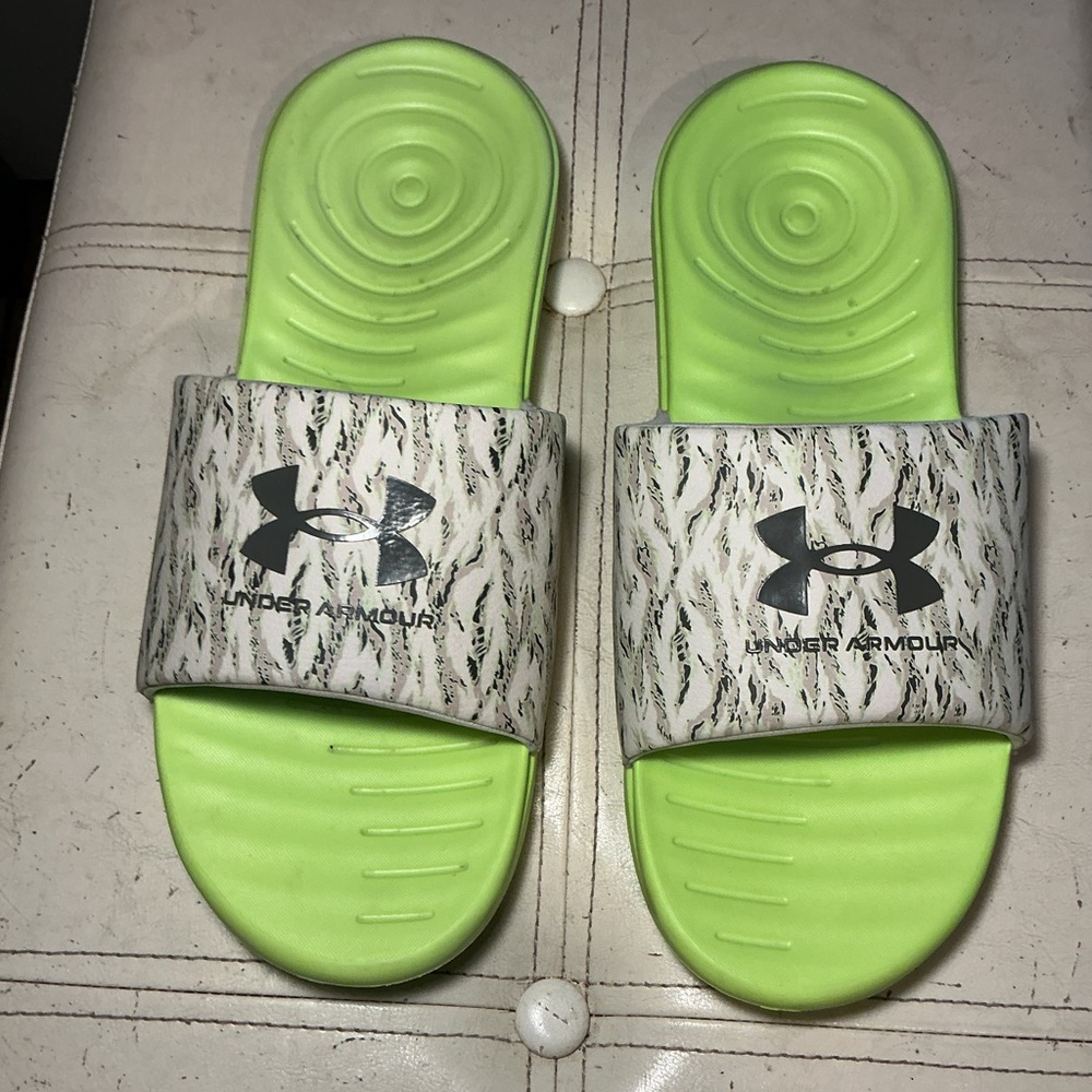 Flip flops size 12